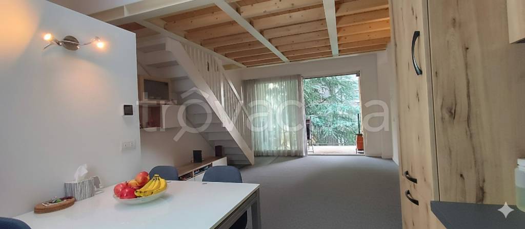 appartamento in vendita a Milano in zona Solari