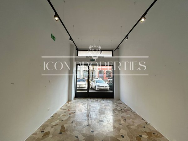 negozio in vendita a Milano in zona Solari