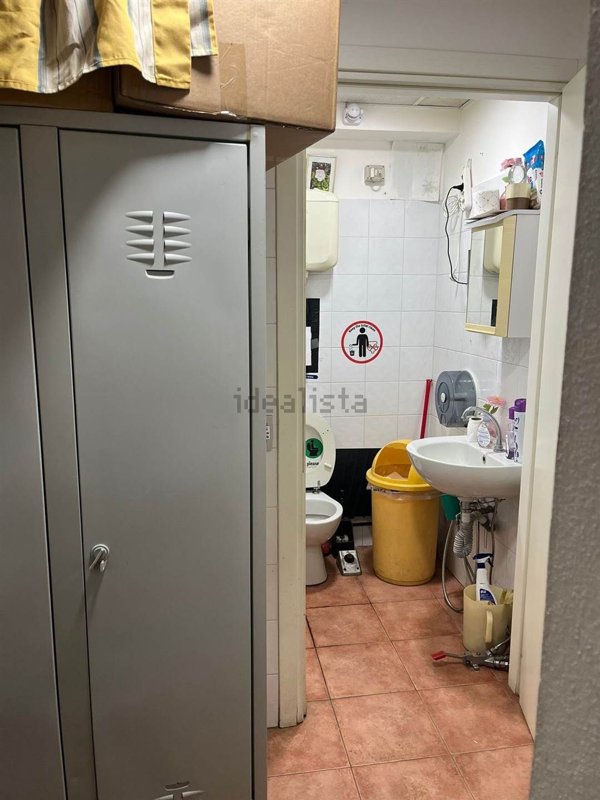 negozio in vendita a Milano in zona Città Studi