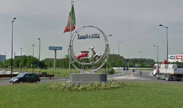 negozio in vendita a Milano in zona Lambrate