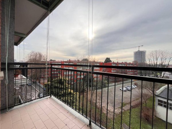 appartamento in vendita a Milano in zona Vigentino