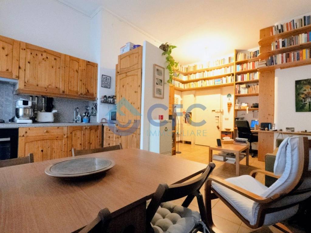 appartamento in vendita a Milano in zona Città Studi