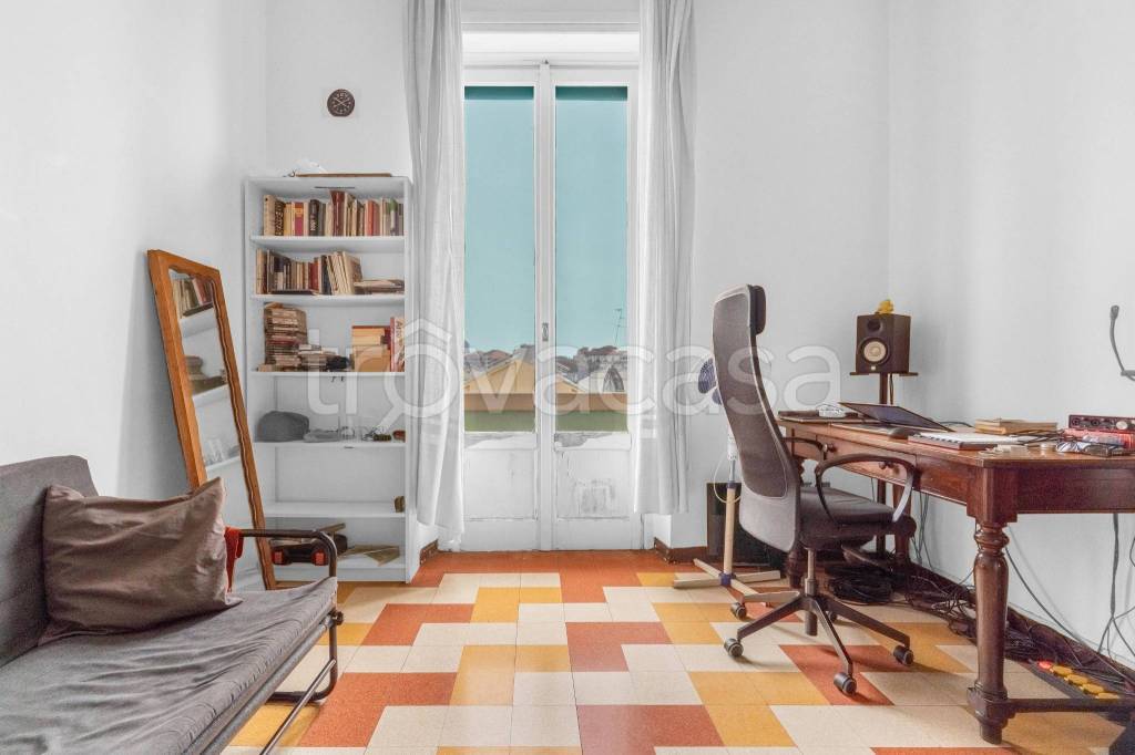 appartamento in vendita a Milano in zona Casoretto