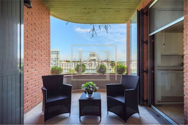 appartamento in vendita a Milano in zona Feltre