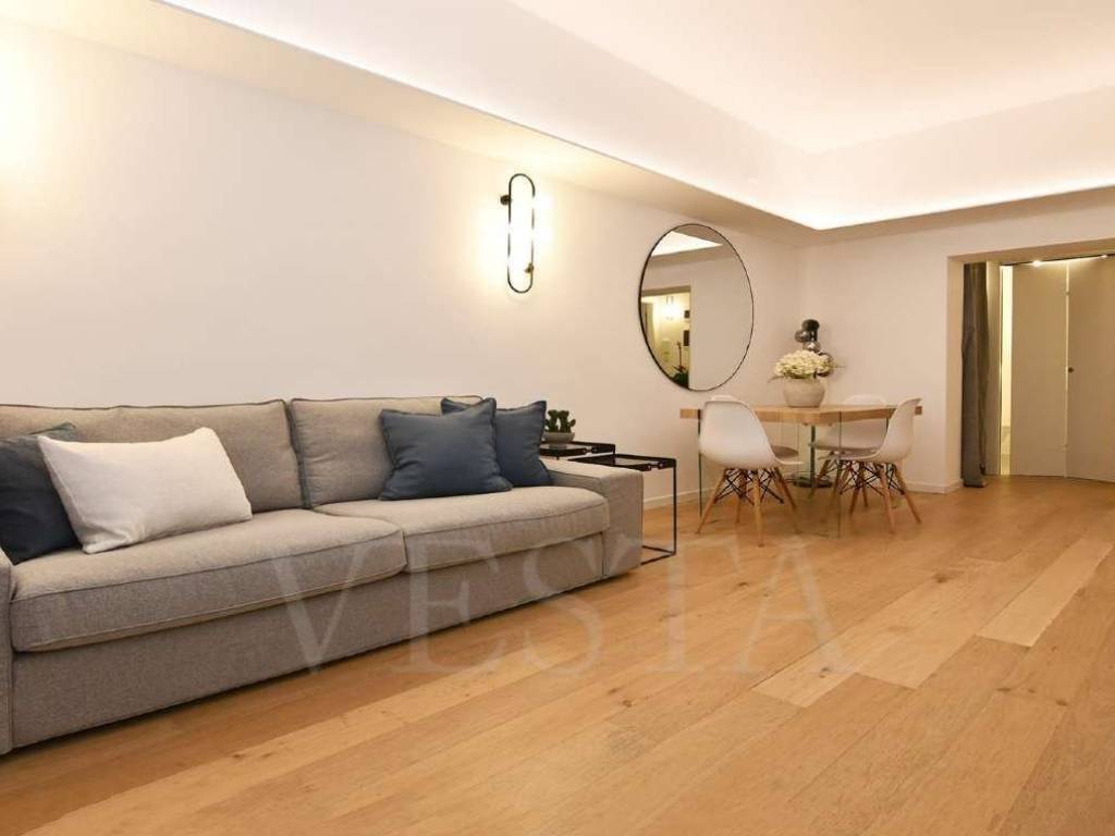 appartamento in vendita a Milano in zona Famagosta