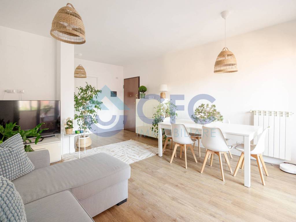 appartamento in vendita a Milano in zona Lambrate