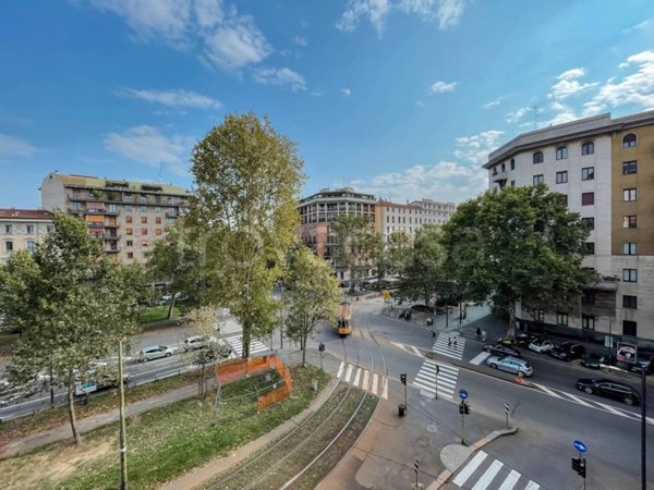 appartamento in vendita a Milano in zona Sempione