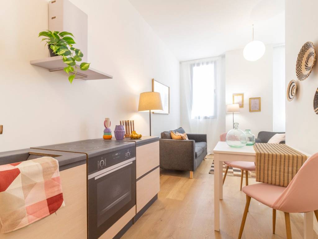 appartamento in vendita a Milano in zona Vigentino