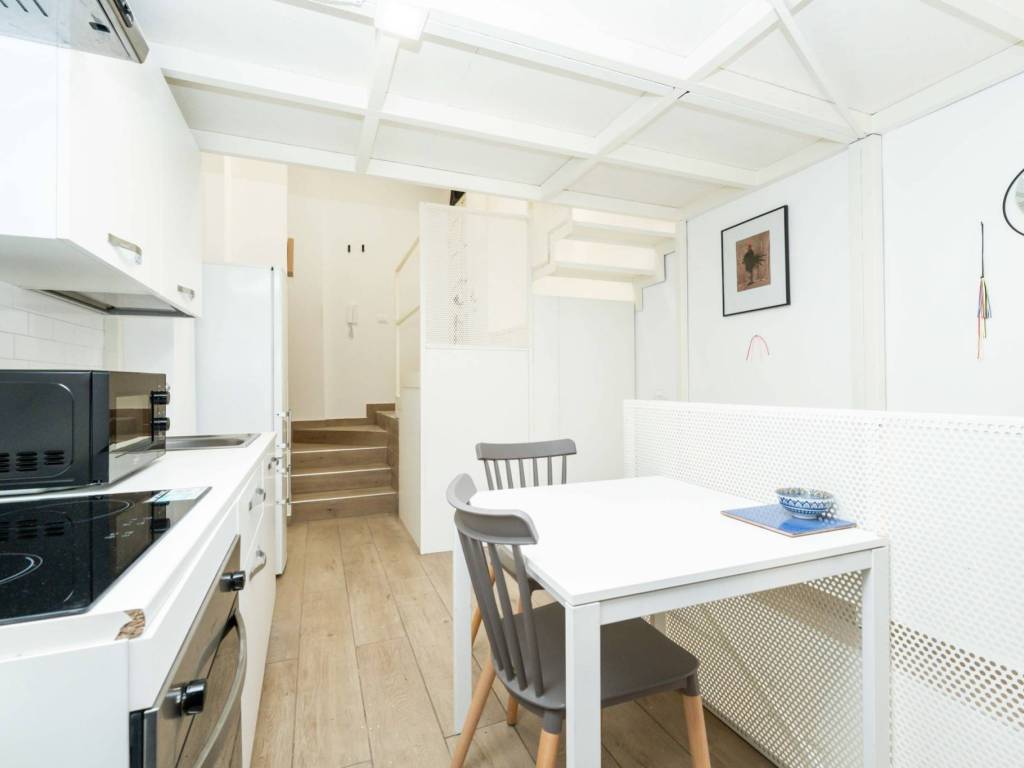 appartamento in vendita a Milano in zona Città Studi