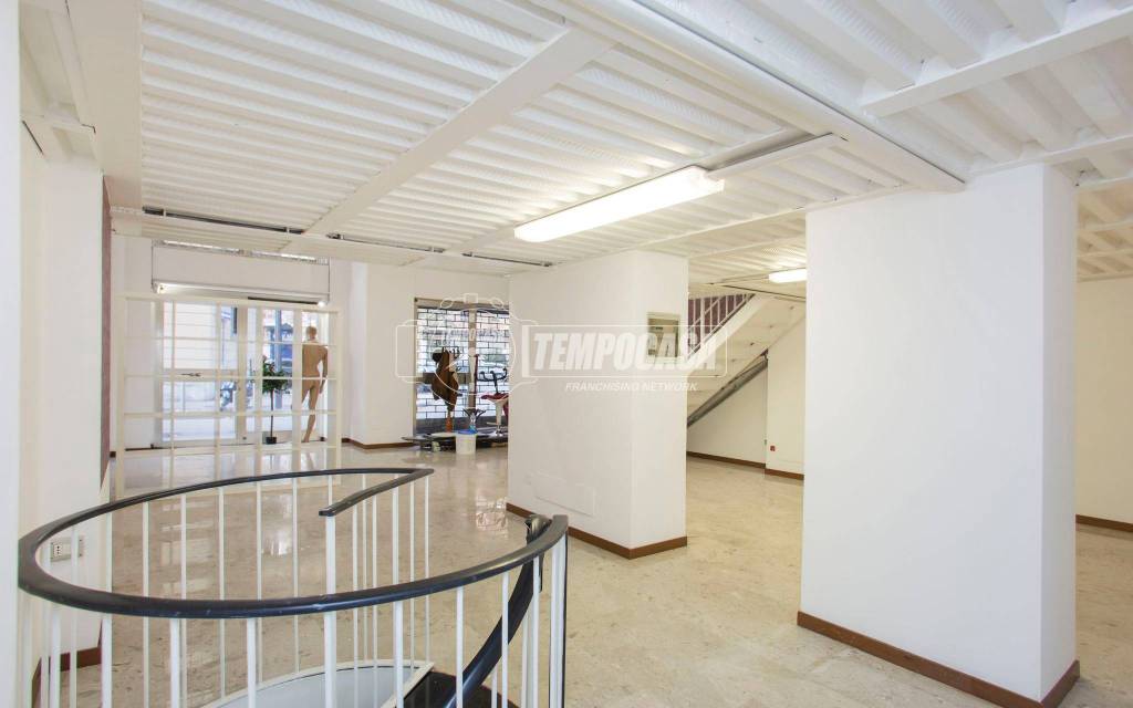 negozio in vendita a Milano