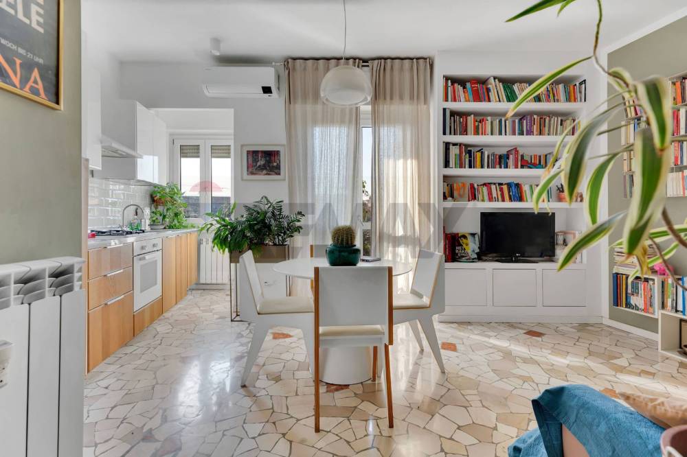 appartamento in vendita a Milano in zona Loreto