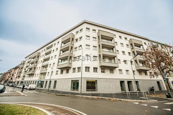 appartamento in vendita a Milano in zona Porta Genova