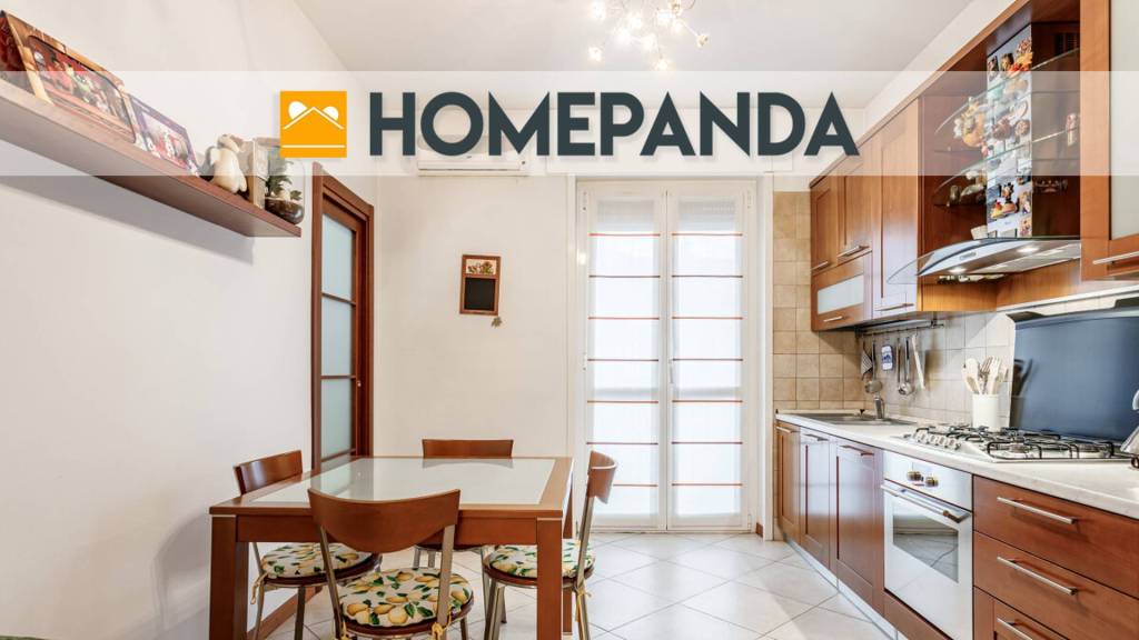 appartamento in vendita a Milano in zona Lorenteggio
