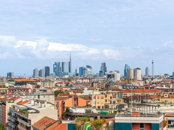appartamento in vendita a Milano in zona Sempione