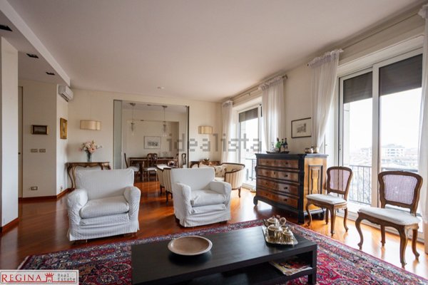 appartamento in vendita a Milano in zona Città Studi