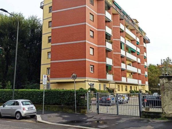 appartamento in vendita a Milano in zona San Siro