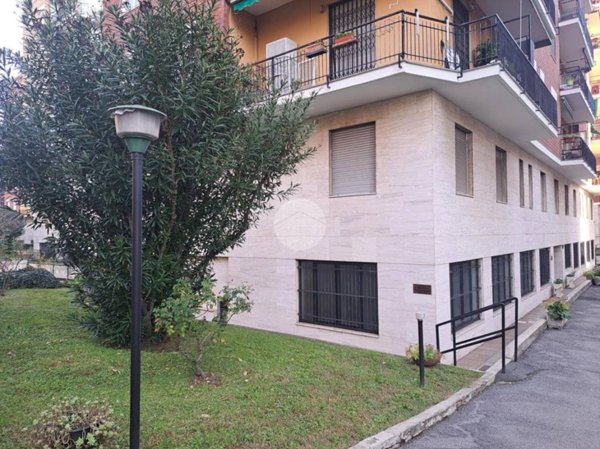 appartamento in vendita a Milano in zona Affori