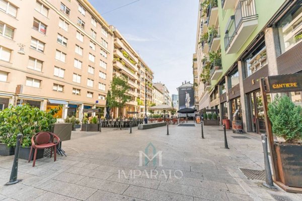 appartamento in vendita a Milano in zona Porta Garibaldi