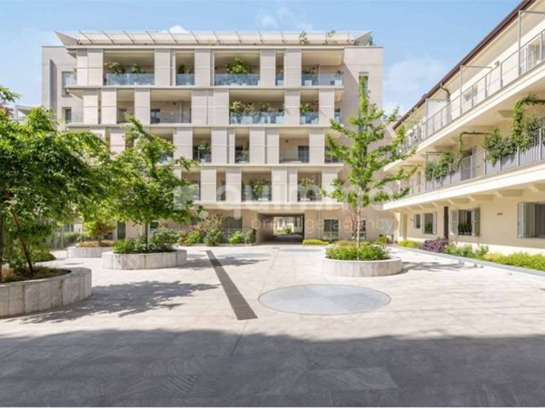 appartamento in vendita a Milano in zona Isola
