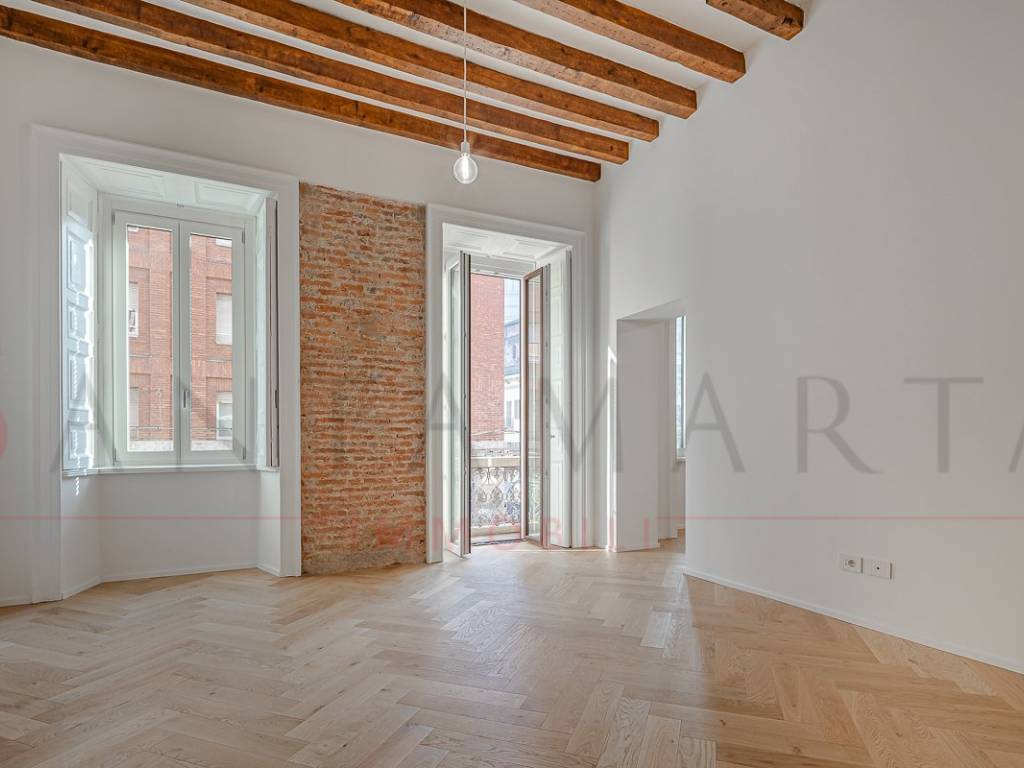 appartamento in vendita a Milano in zona Porta Ticinese