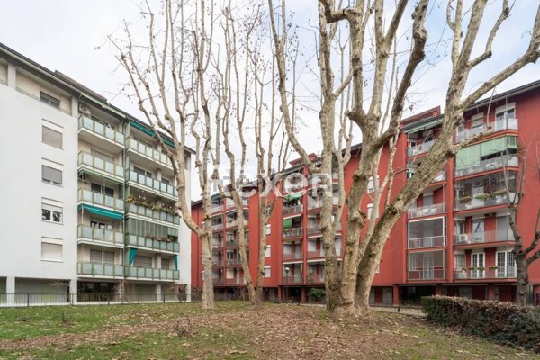 appartamento in vendita a Milano in zona Chiesa Rossa