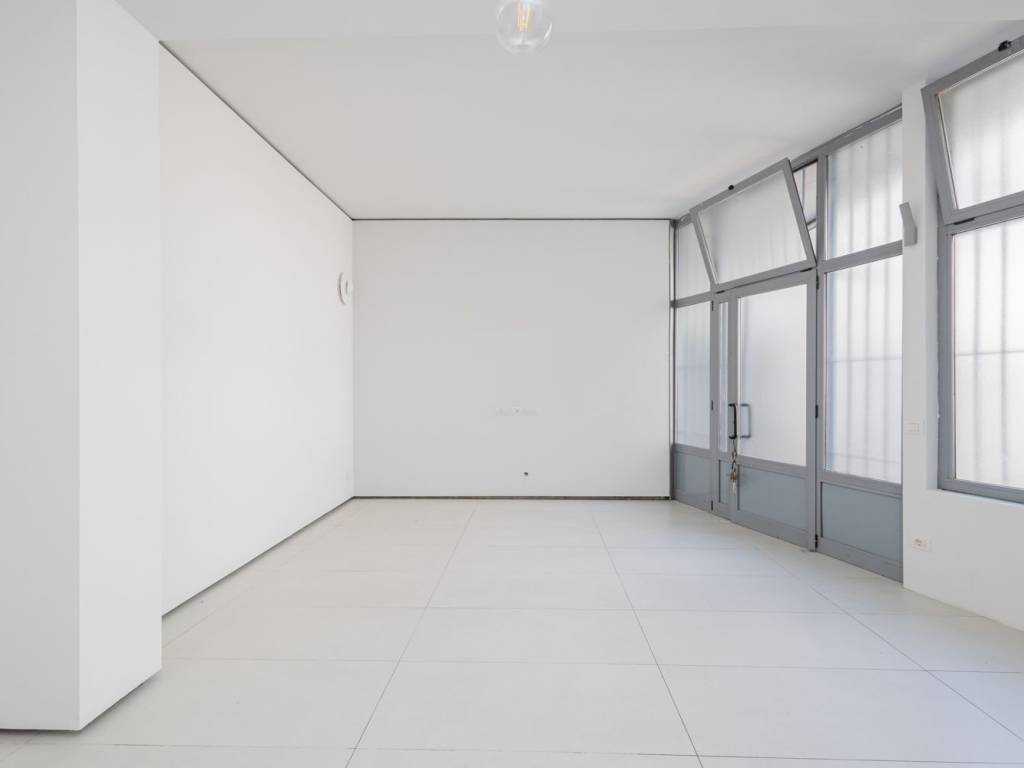 appartamento in vendita a Milano in zona Corvetto