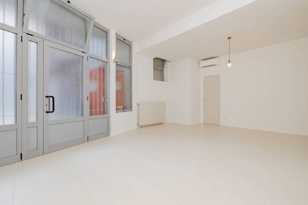 appartamento in vendita a Milano in zona Rogoredo