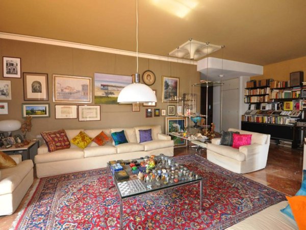 appartamento in vendita a Milano in zona Porta Venezia