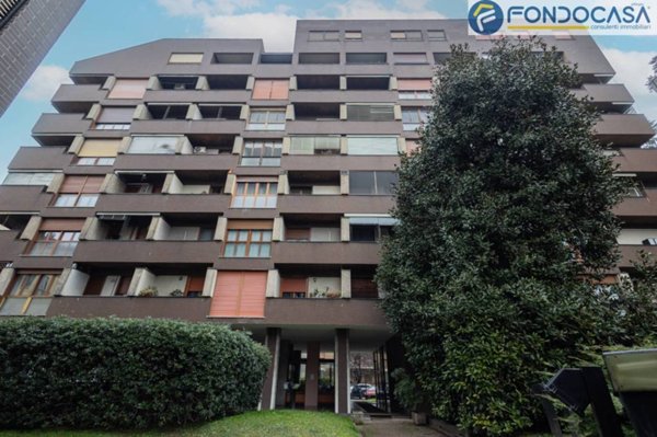 appartamento in vendita a Milano in zona Bocconi
