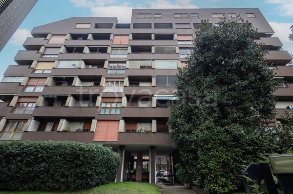 appartamento in vendita a Milano in zona Chiesa Rossa