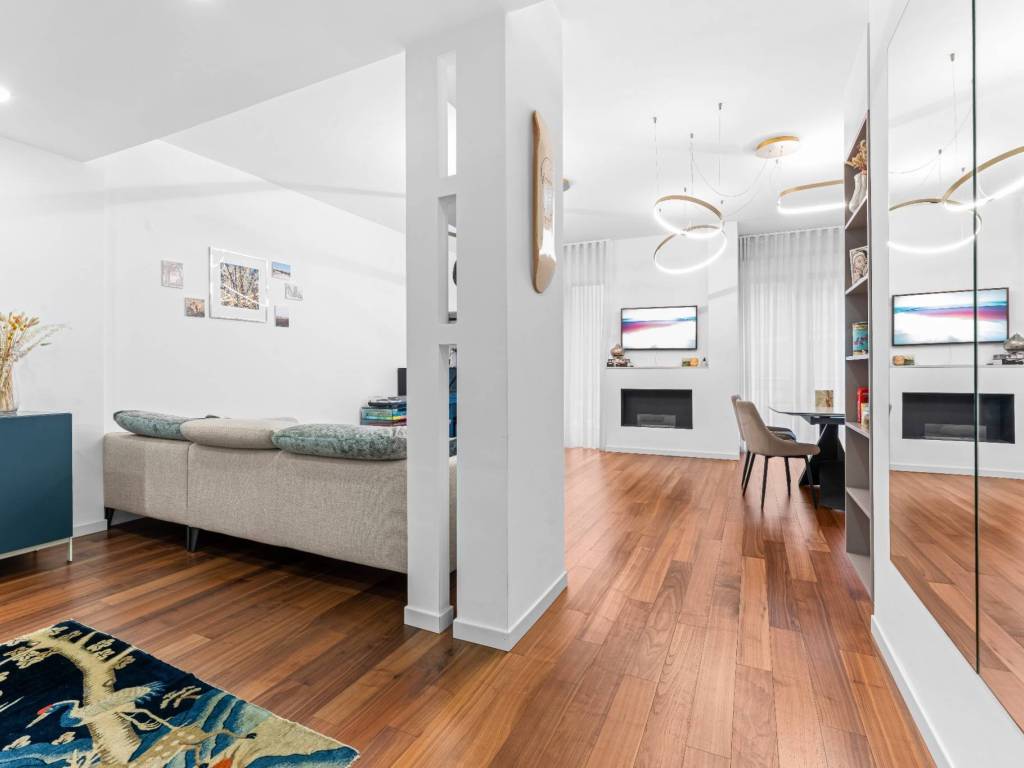 appartamento in vendita a Milano in zona Centro Direzionale