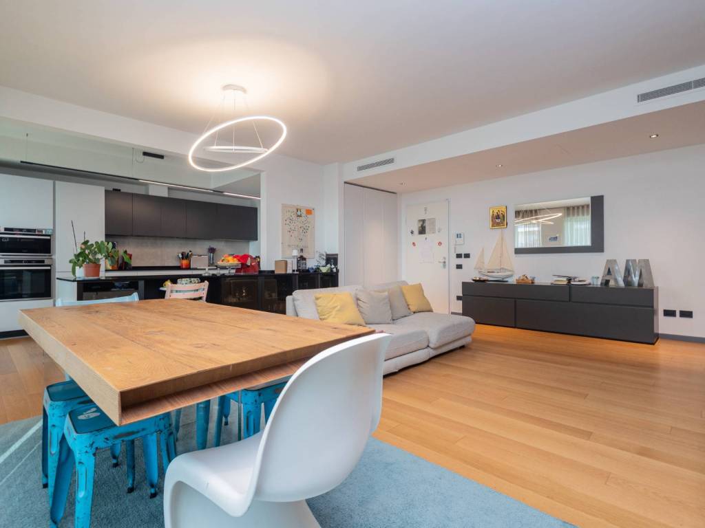 appartamento in vendita a Milano in zona Porta Vittoria