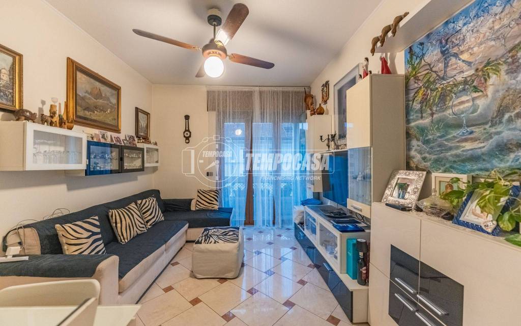 appartamento in vendita a Milano in zona Porta Garibaldi