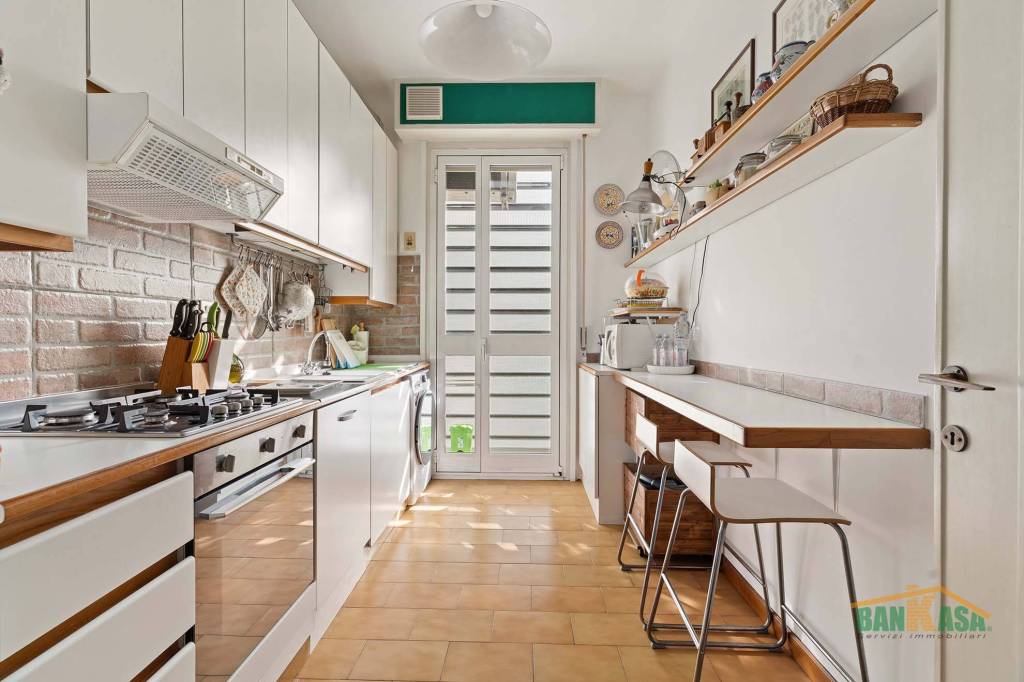 appartamento in vendita a Milano in zona Sempione