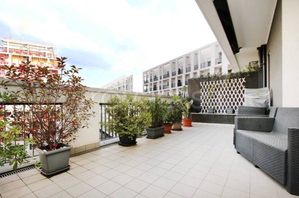 appartamento in vendita a Milano in zona Molino Dorino