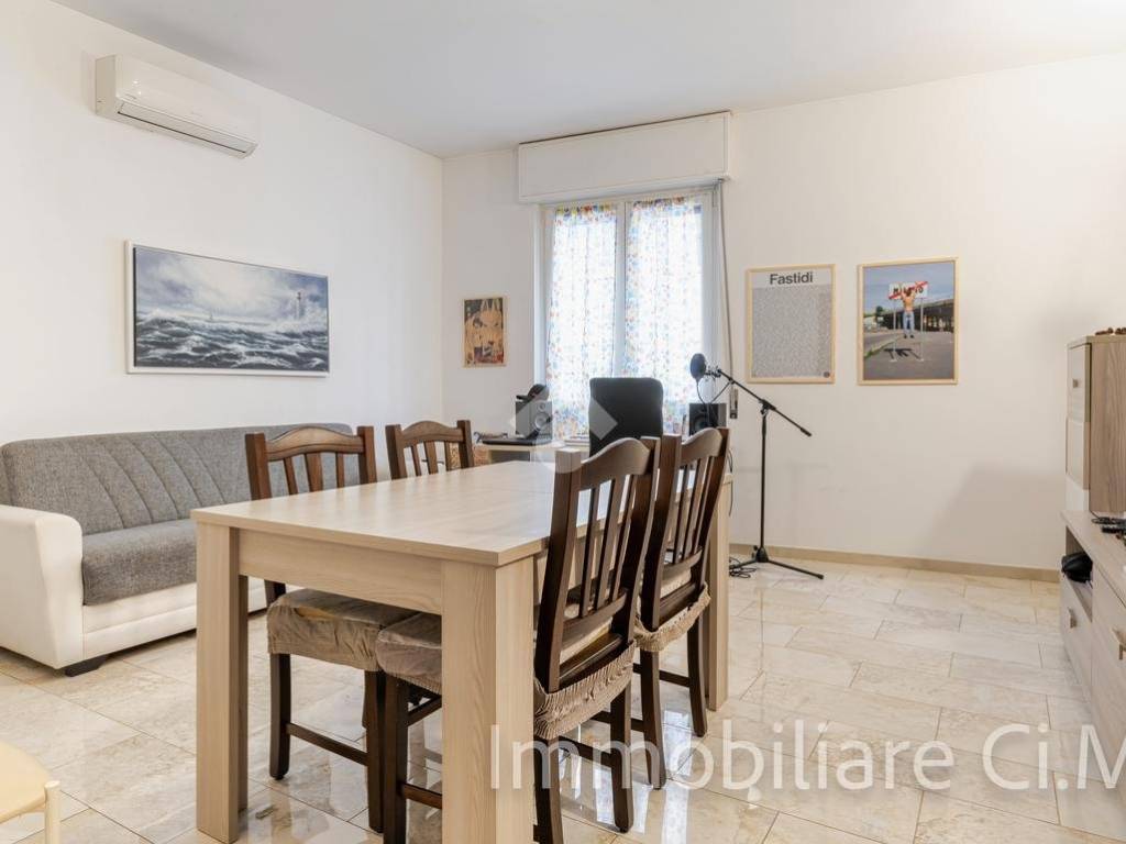 appartamento in vendita a Milano in zona Città Studi