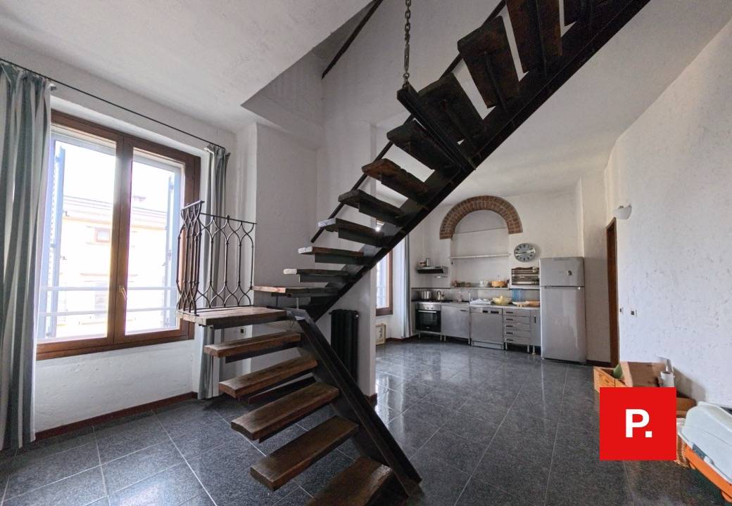 appartamento in vendita a Milano in zona Piazzale Lodi