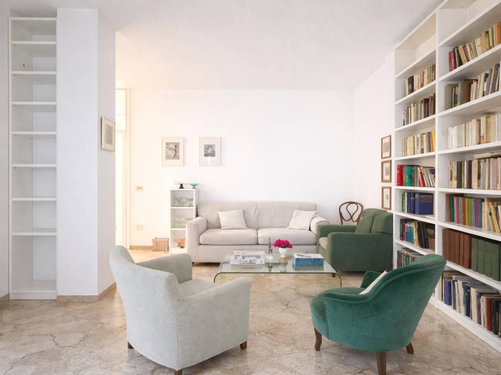 appartamento in vendita a Milano in zona Solari