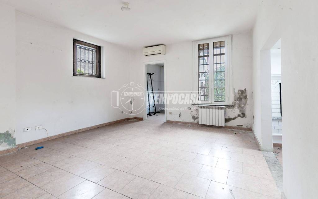 appartamento in vendita a Milano in zona Greco