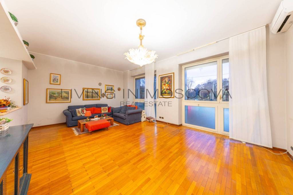 appartamento in vendita a Milano in zona Brera