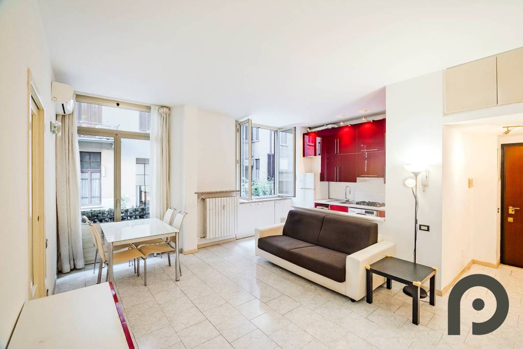 appartamento in vendita a Milano in zona Ponte Seveso