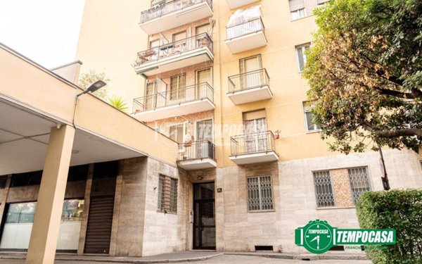 appartamento in vendita a Milano in zona Bovisa