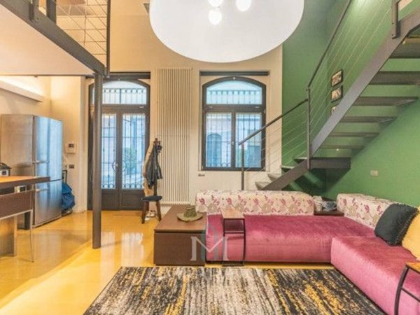 appartamento in vendita a Milano in zona Porta Genova