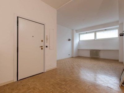 appartamento in vendita a Milano in zona Sempione