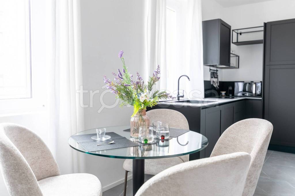 appartamento in vendita a Milano in zona Dergano