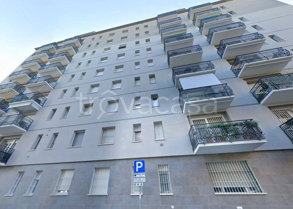 appartamento in vendita a Milano in zona Calvairate
