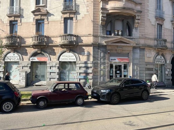 negozio in vendita a Milano in zona Maciachini