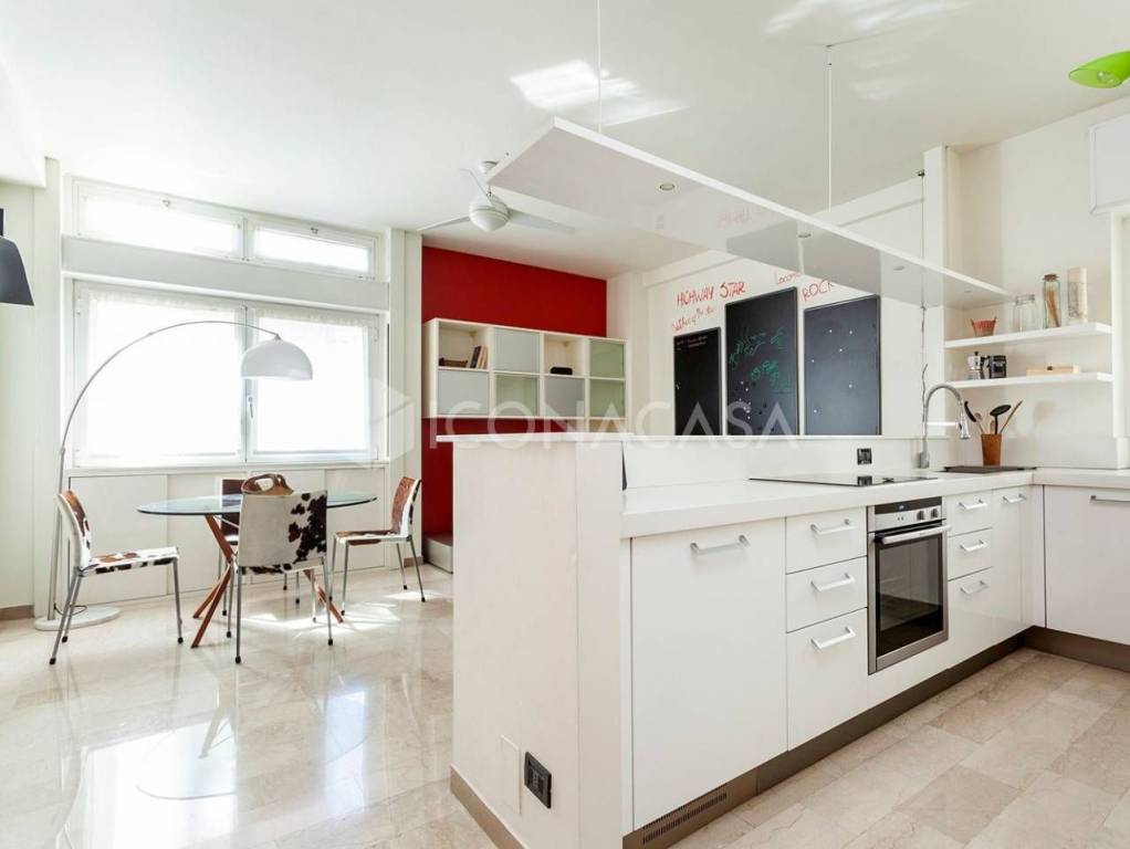 appartamento in vendita a Milano in zona Città Studi