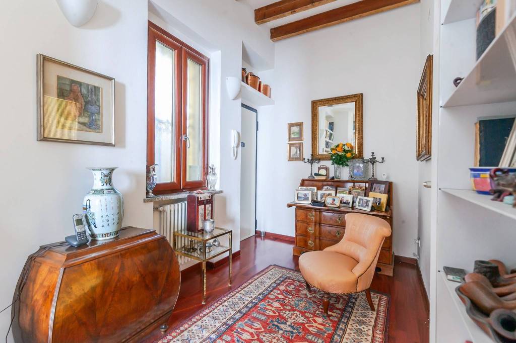 appartamento in vendita a Milano in zona Isola