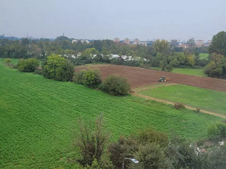 appartamento in vendita a Milano in zona Baggio